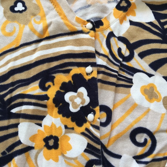 LILLY PULITZER Fitted Button Up Cardigan Size M - Picture 2 of 6